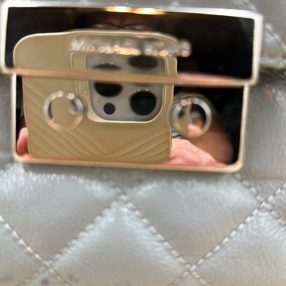 NWT Michael Kors Sloan bag approx 11 wide and 9 inches tall. Dusty blue - Picture 3 of 11